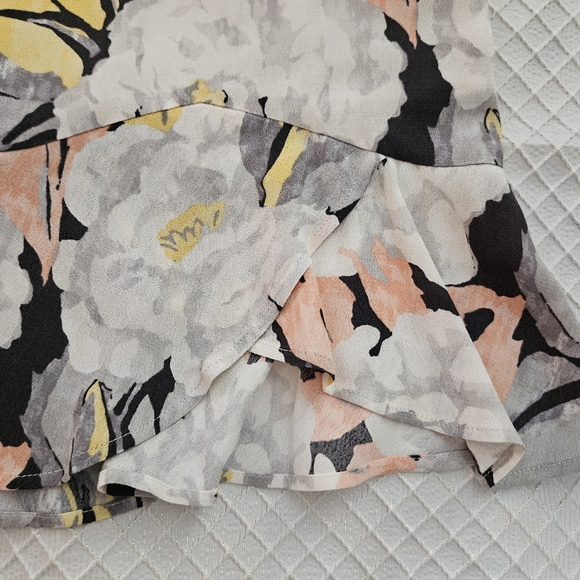 LOFT A-Line Floral Skirt - Picture 3 of 9